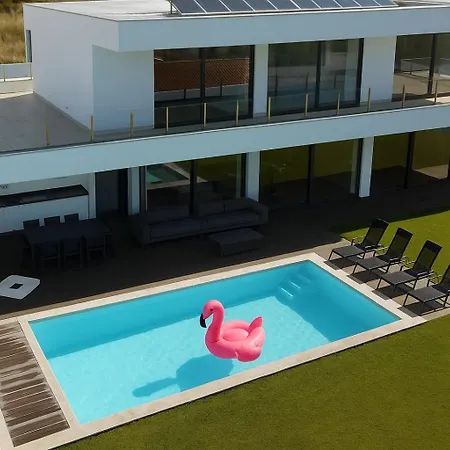 Villa Casa Arendina - Retreat With Heated Pool *