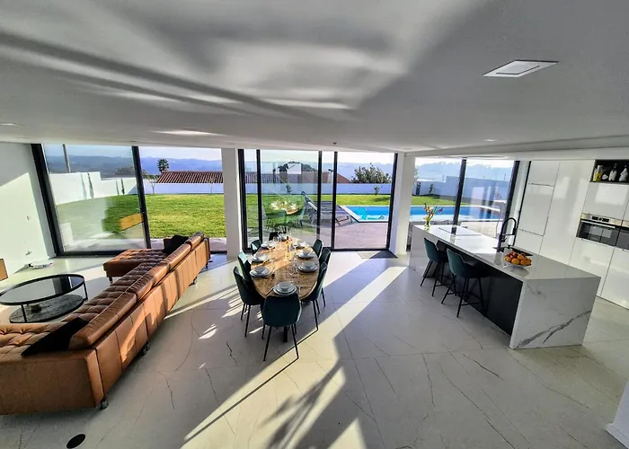 Casa Arendina - Retreat With Heated Pool